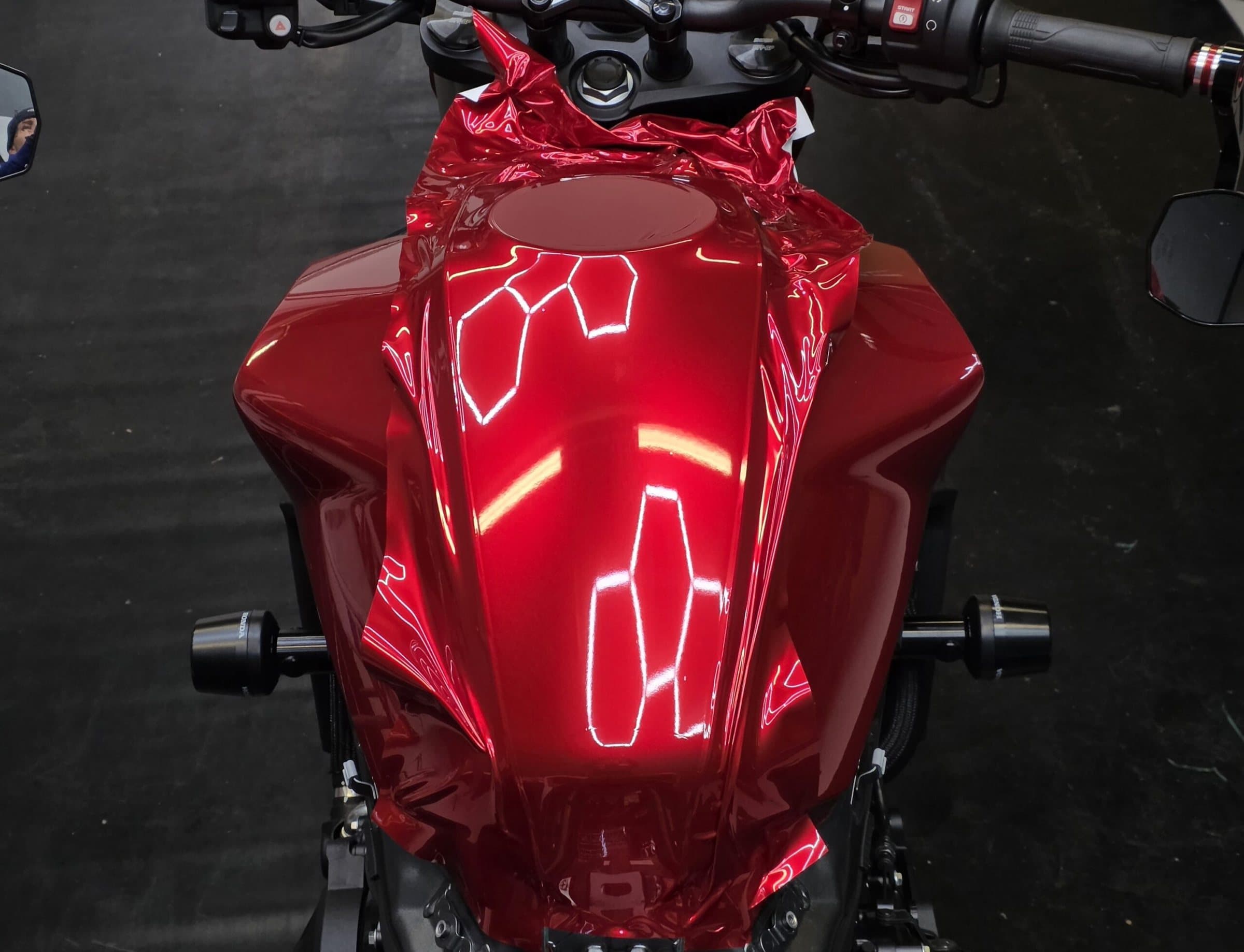 Réservoir · chrome rouge